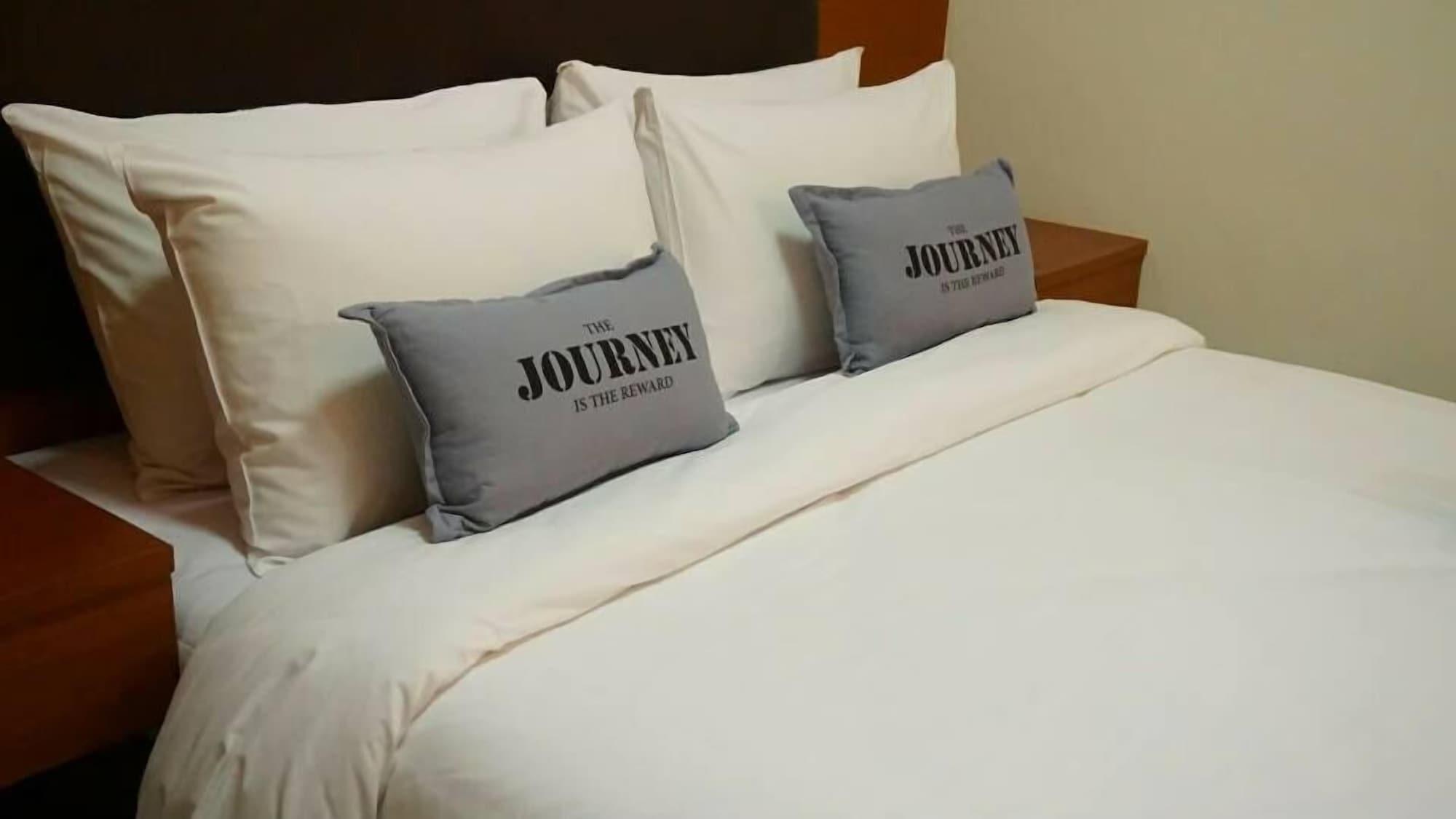 The Route Sriracha Hotel And Residence Ban Laem Chabang Zewnętrze zdjęcie