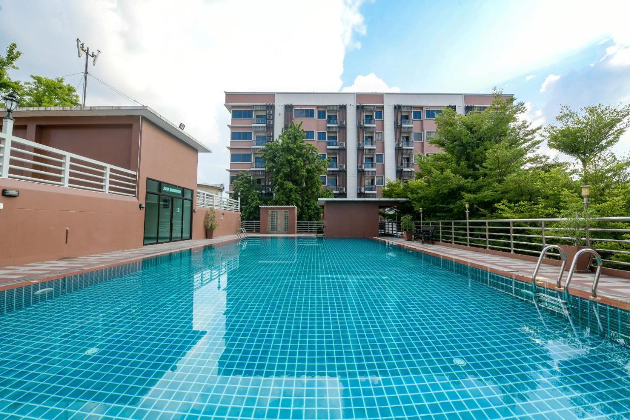 The Route Sriracha Hotel And Residence Ban Laem Chabang Zewnętrze zdjęcie